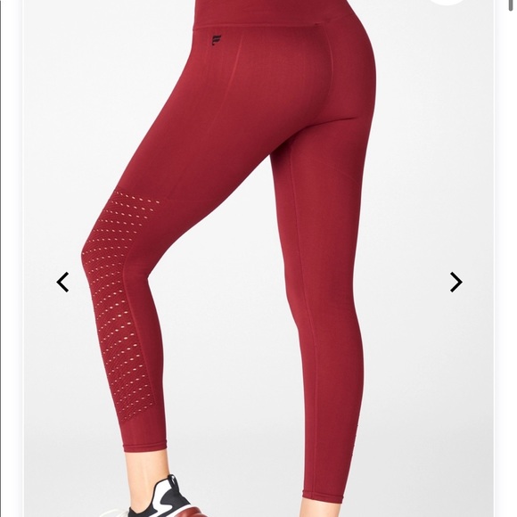 Fabletics Sync High-waisted Perforated 7/8 XS/4 - Picture 1 of 9